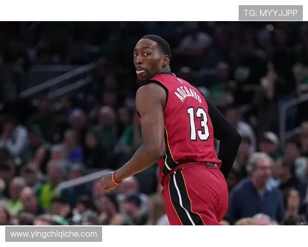 热火官方宣布阿德巴约右膝受伤将缺席本场比赛剩余时间 热火官方宣布阿德巴约右膝受伤将缺席本场比赛剩余时间